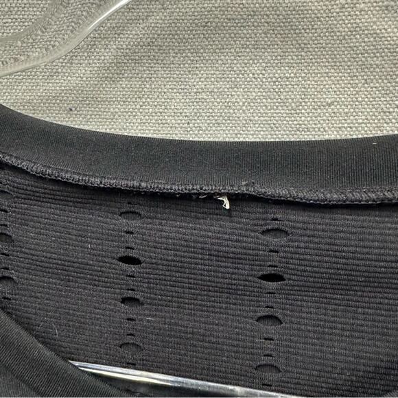 Fabletics Shelby Long-Sleeve 2 Layer Eyelet Laser Mesh Black Top Size Medium - Picture 6 of 16